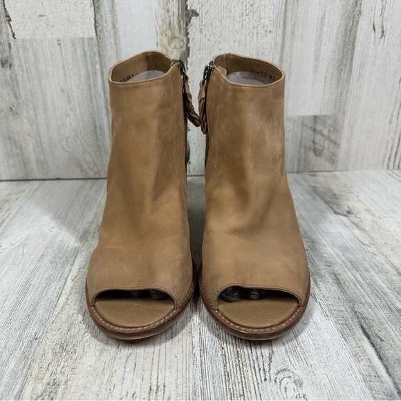 Chinese Laundry Women's Tan Suede Peep-Toe Ankle Booties with Stacked Heel #1380 - Picture 4 of 13